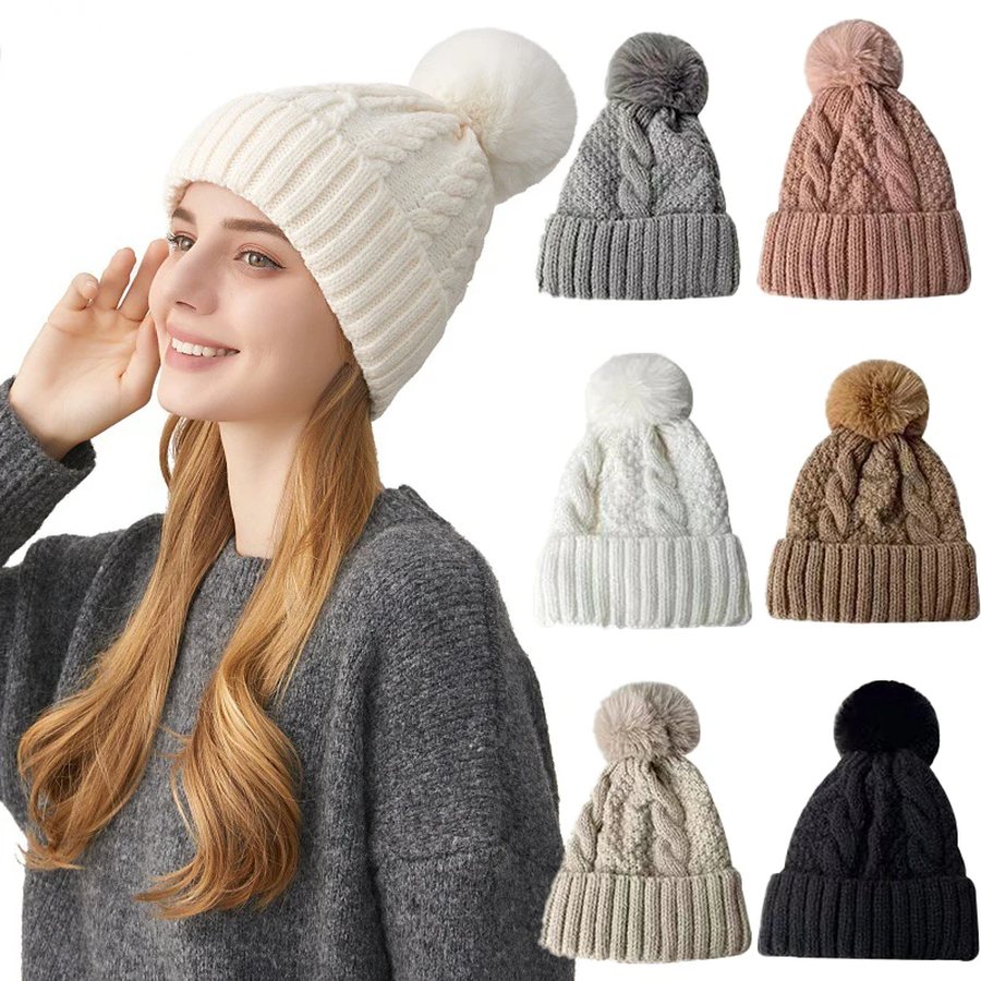 Bonnet tricoté à pompon et doublure peluche