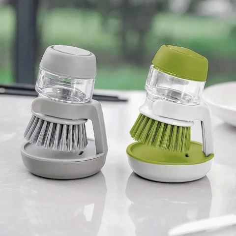 Brosse vaisselle à réservoir de savon