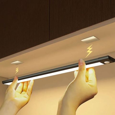 Réglette LED à détecteur de mouvement